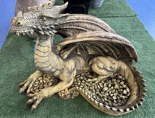 dragon statue