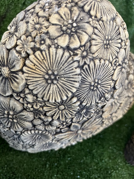 close up of the patterns on the heart